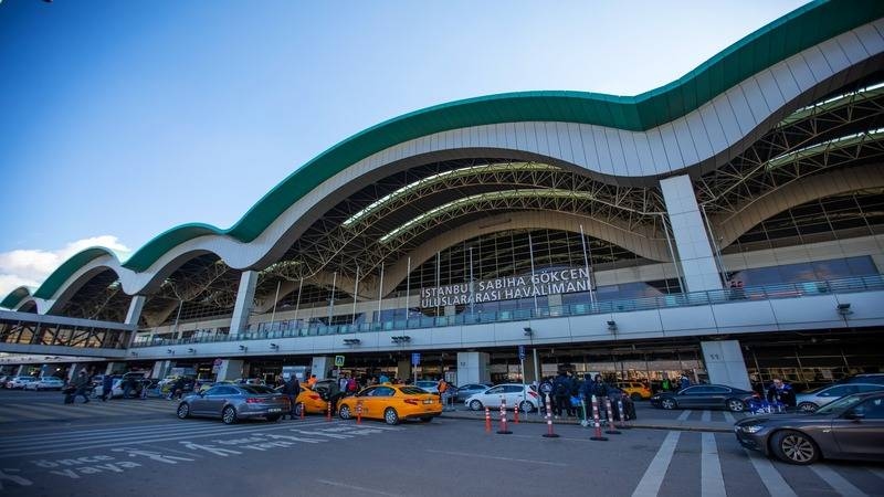 Un conejo provocó caos en el aeropuerto Sabiha Gökçen: ¡tres aviones tuvieron que desviarse de la pista!