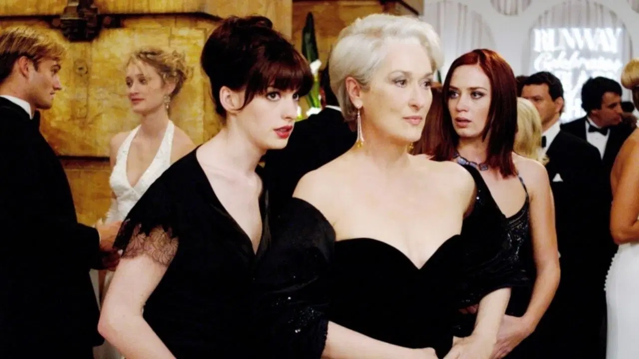 De eerste foto's van de set van "The Devil Wears Prada 2" zijn binnen.