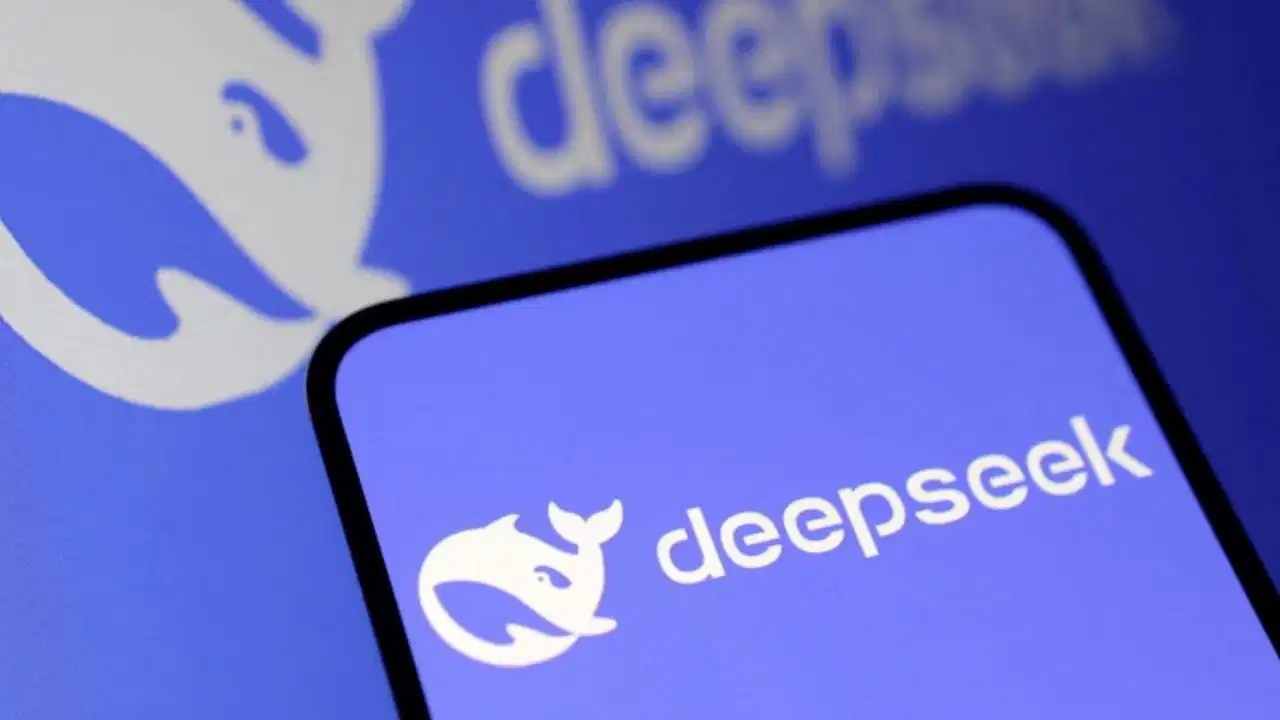Publication de la première mise à jour majeure de DeepSeek R1