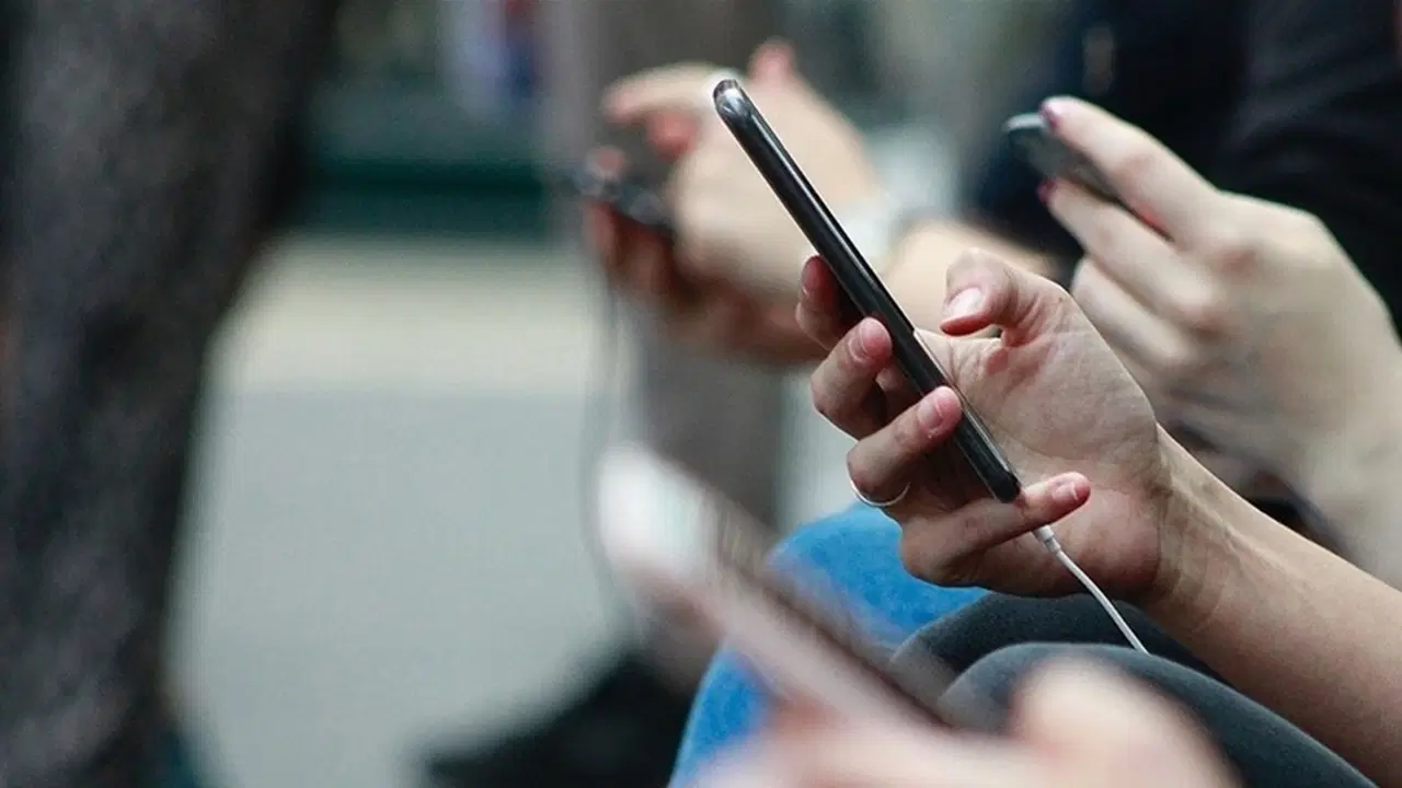 Um acontecimento que preocupa milhões de pessoas: transmissões de TV gratuitas e sem Internet estão chegando aos celulares!