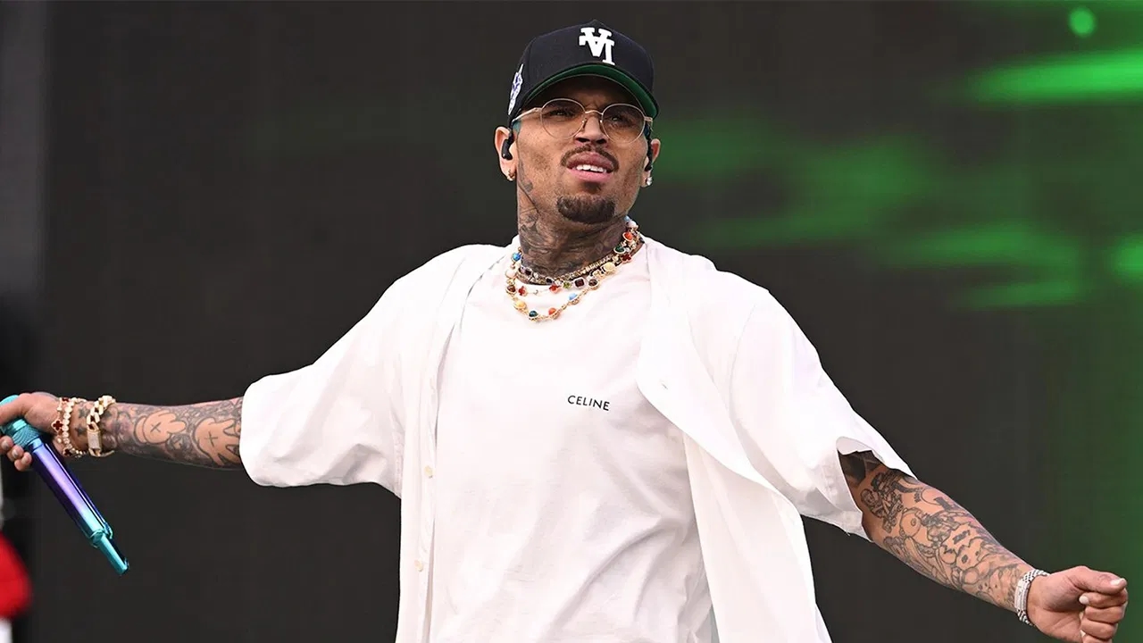 Aresztowany: Chris Brown zwolniony za kaucją w wysokości 5 milionów dolarów