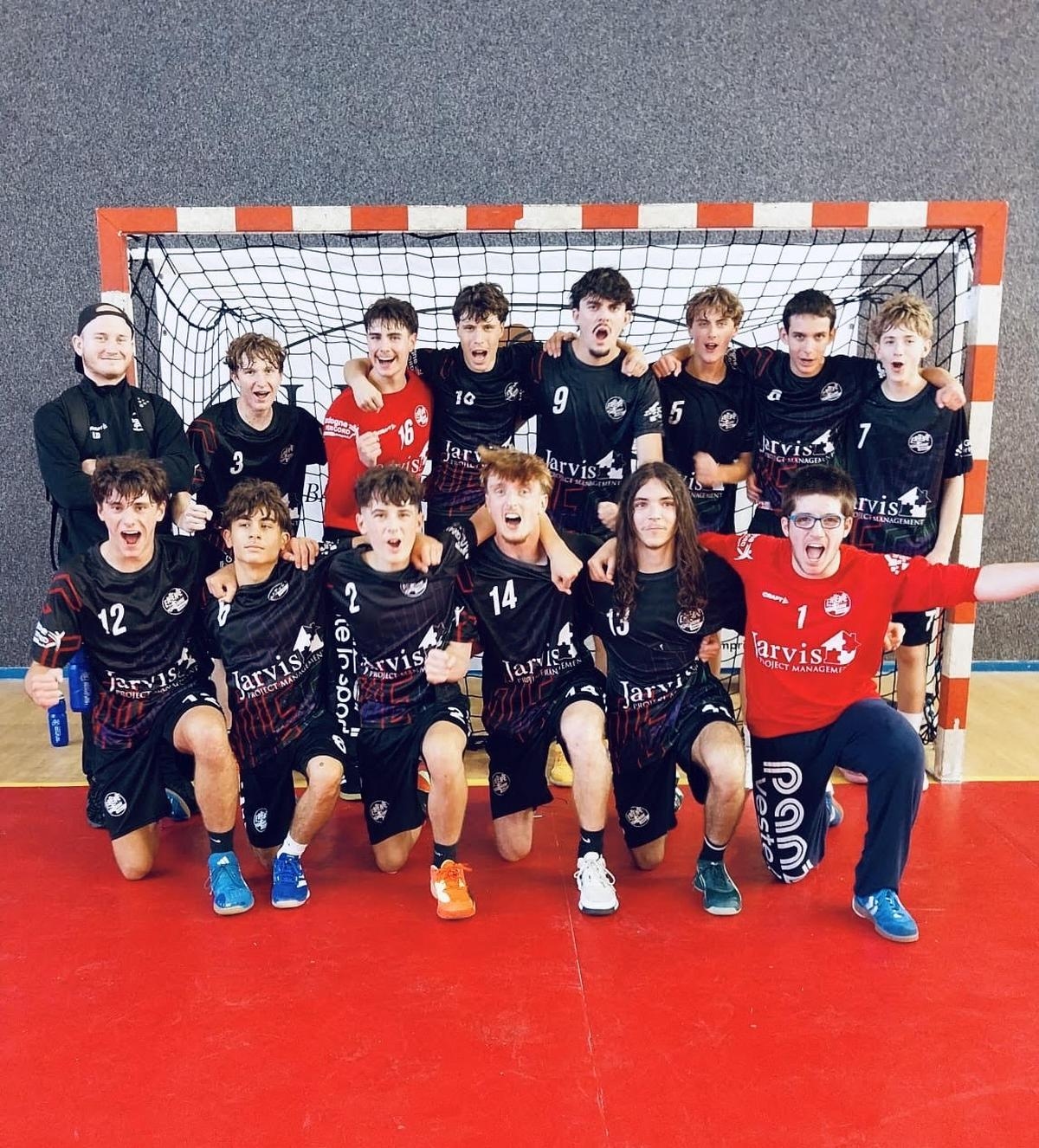 Pallamano, élite U17: prima vittoria casalinga per l'Intesa