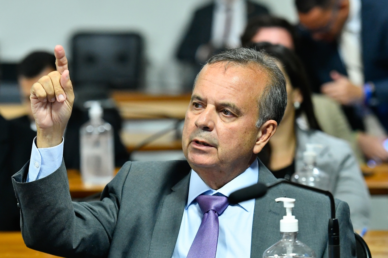 Líder opositor presenta proyecto de ley para bloquear aumento del IOF por parte del gobierno de Lula
