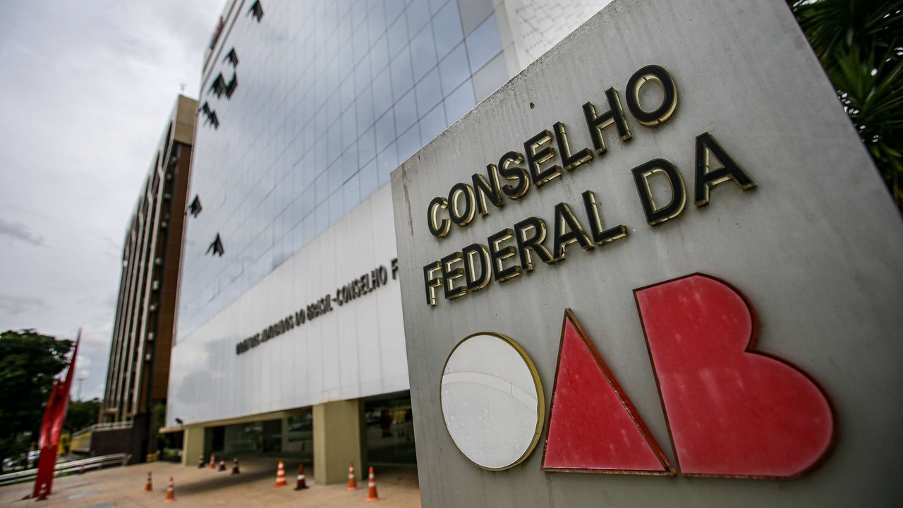 Congresso promulga “PEC do calote” em dívidas dos governos; OAB vai acionar STF