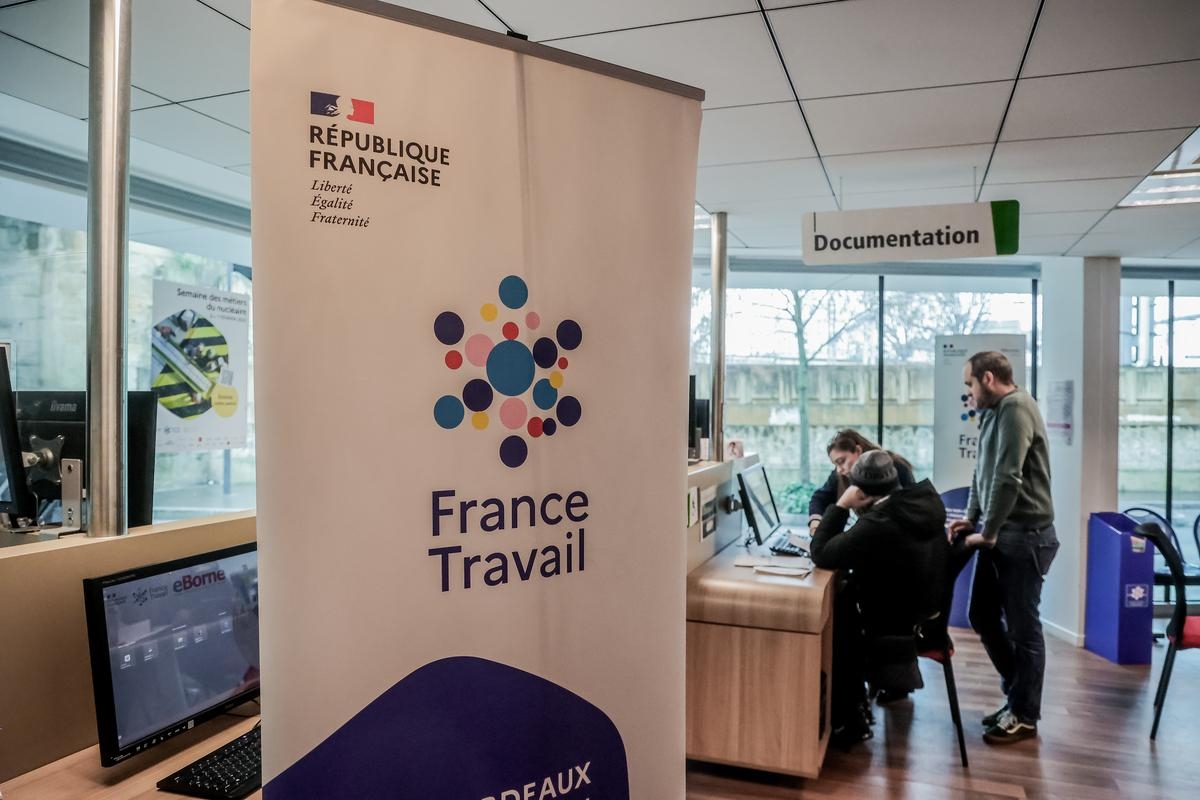 Frankreich: Arbeitslosenquote steigt im ersten Quartal um 0,1 Punkte auf 7,4%