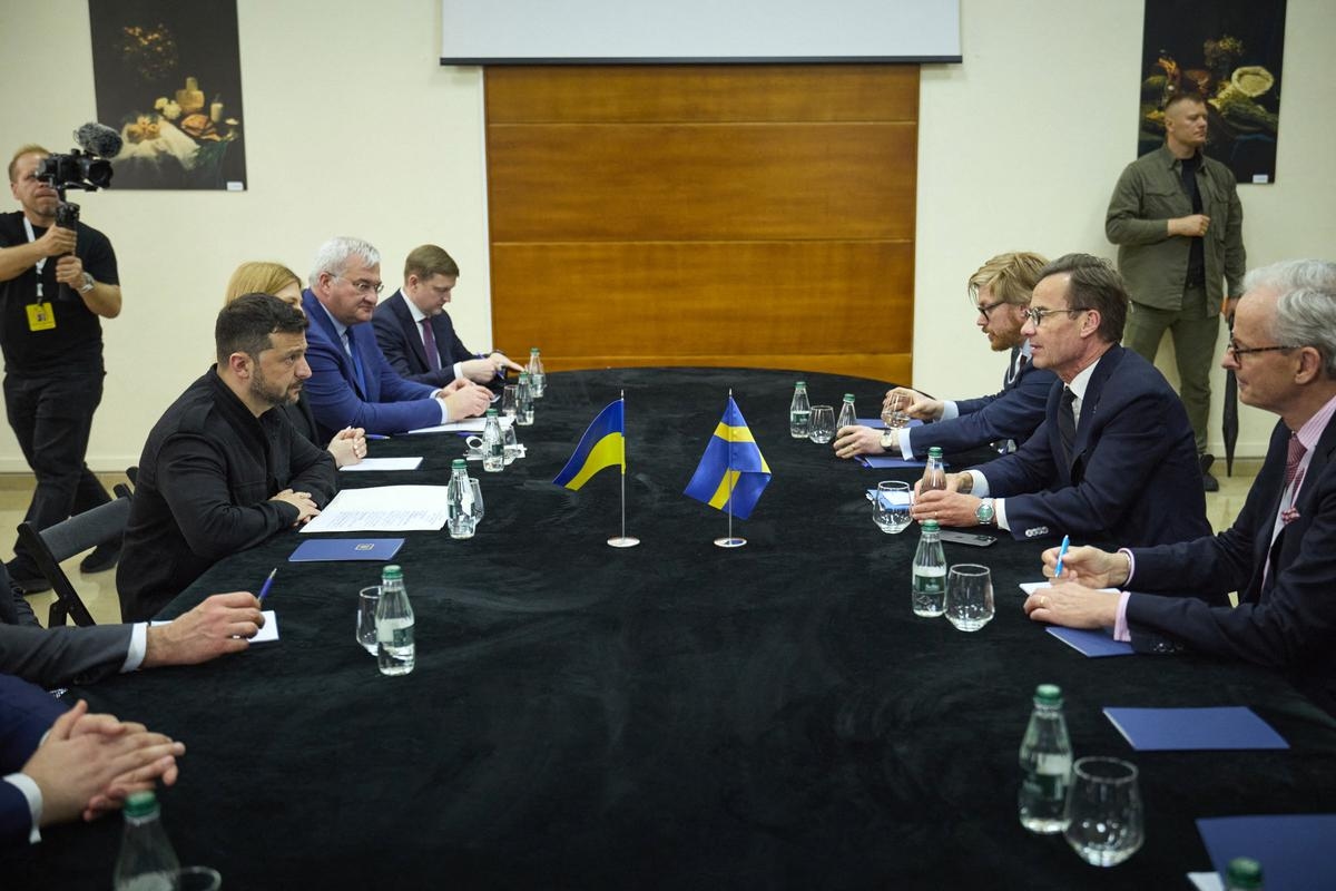 Ukraine: Russian bombing kills nine civilians after unsuccessful peace talks