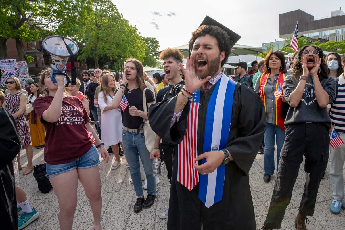 Trump-Harvard standoff: US suspends processing of foreign student visas