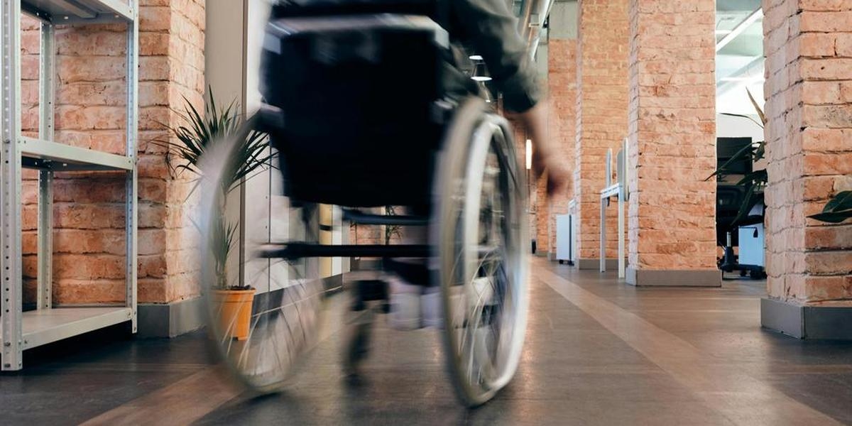 Former Bordeaux doctor prosecuted for providing unauthorized treatments for incurable diseases
