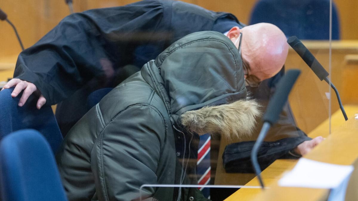 Urteil in Deutschland für syrischen Arzt erwartet, der unter dem Assad-Regime gefoltert worden ist