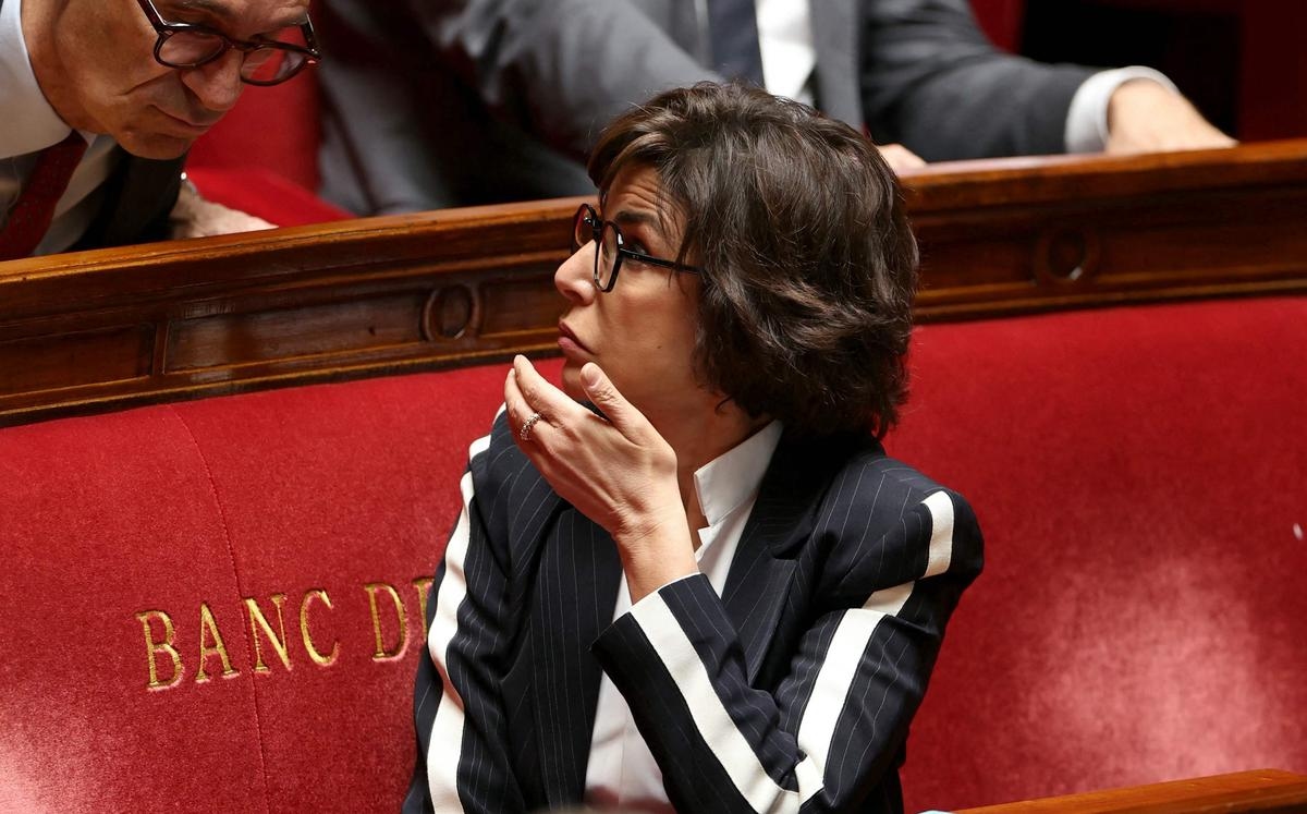 „Die Regierung zum Nachgeben bringen“: Aufruf zu einem unbefristeten Streik bei France Télévisions, wie auch bei Radio France