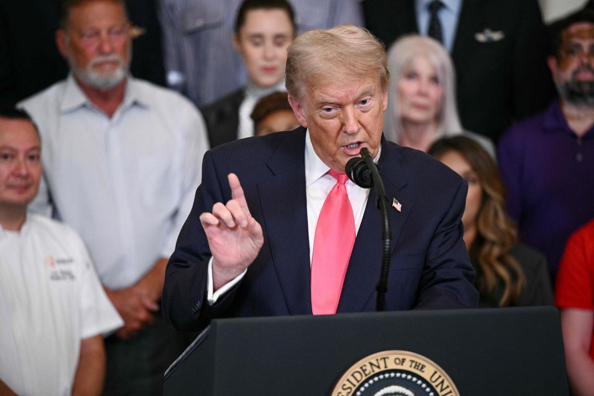 Donald Trump spinge i senatori repubblicani ad approvare il suo "grande e bellissimo" disegno di legge sul bilancio
