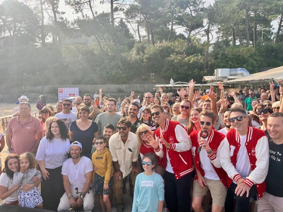 Arcachon Bay: the final episode of RTL2's "Double Expresso" with Jérémy Frérot and Superbus on the beach