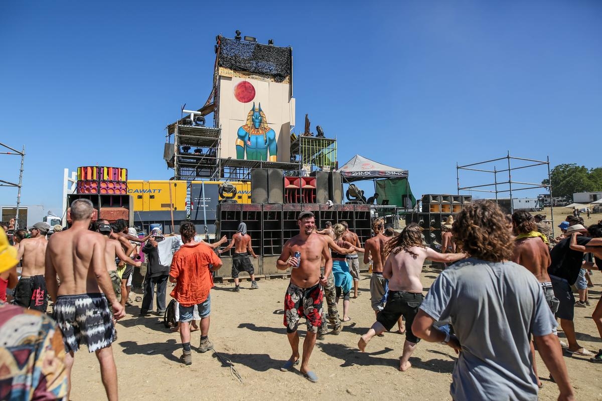 Wilder Rave und freie Party: Der Präfekt von Lot-et-Garonne schaltet den Ton aus