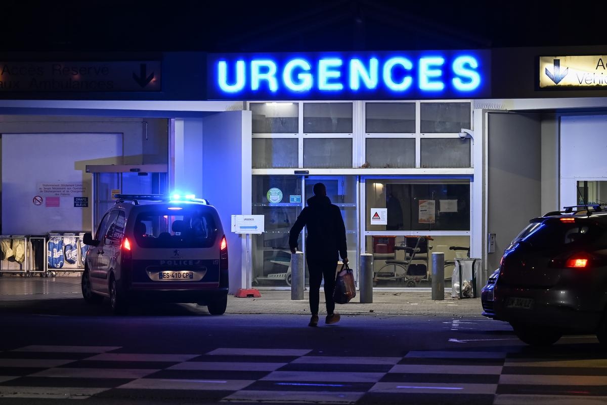 Serviços de emergência: um terço dos hospitais públicos operou com capacidade reduzida neste verão, um pouco menos do que em 2024