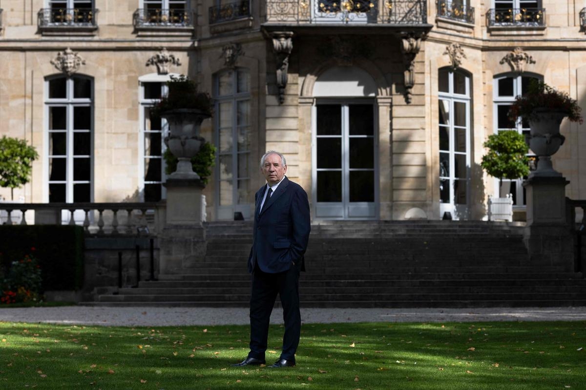 Voto de confianza: en vísperas del Día D, todos mueven sus peones para la era post-Bayrou