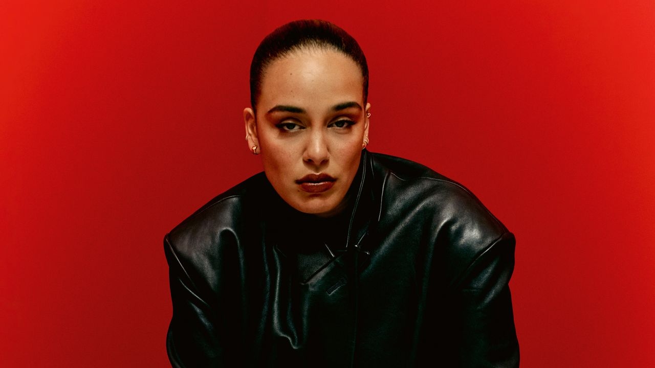 Jorja Smith over haatdragende opmerkingen: "Wat anderen van mij denken is niet mijn probleem"