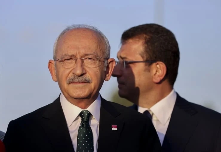 Göksel Göksu schreef: Zal ​​Kılıçdaroğlu, die zei “Je bent of van mij of van jezelf”, de geschiedenis ingaan als de leider die de CHP verdeelde?