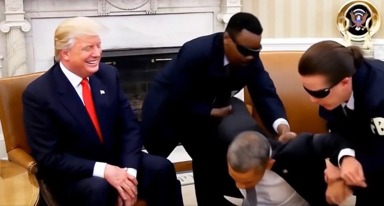 Trump vuelve a abrazar las teorías de la conspiración: esta vez compartió un video falso que muestra a Obama siendo arrestado