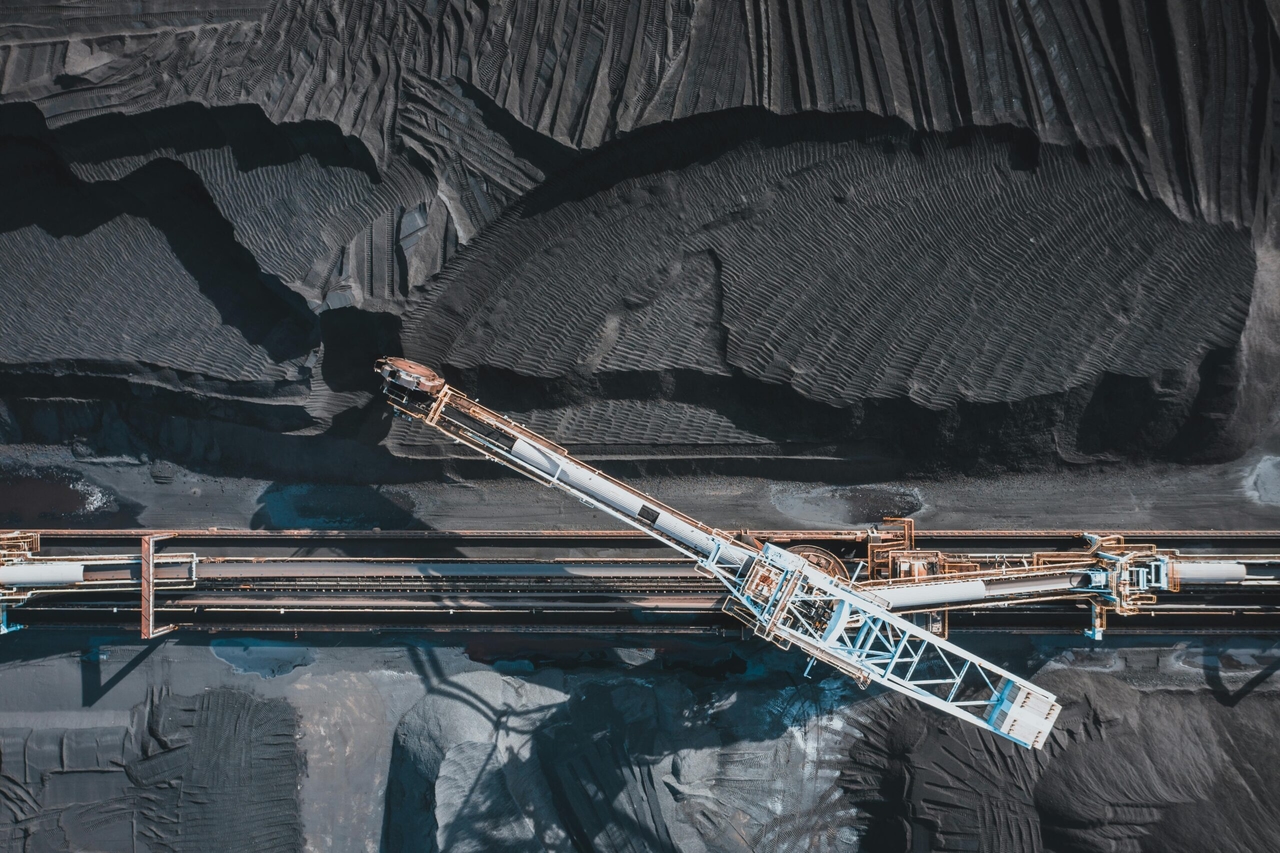 Per la prima volta, la quota mensile di carbone nel mix energetico polacco scende sotto il 50%.