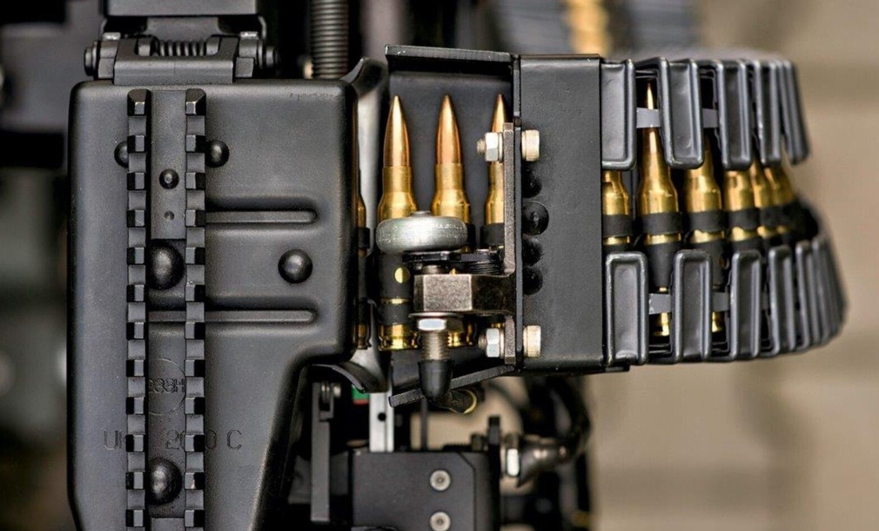 Polônia aumenta produção de munição para um milhão por dia em fábrica de armas estatal