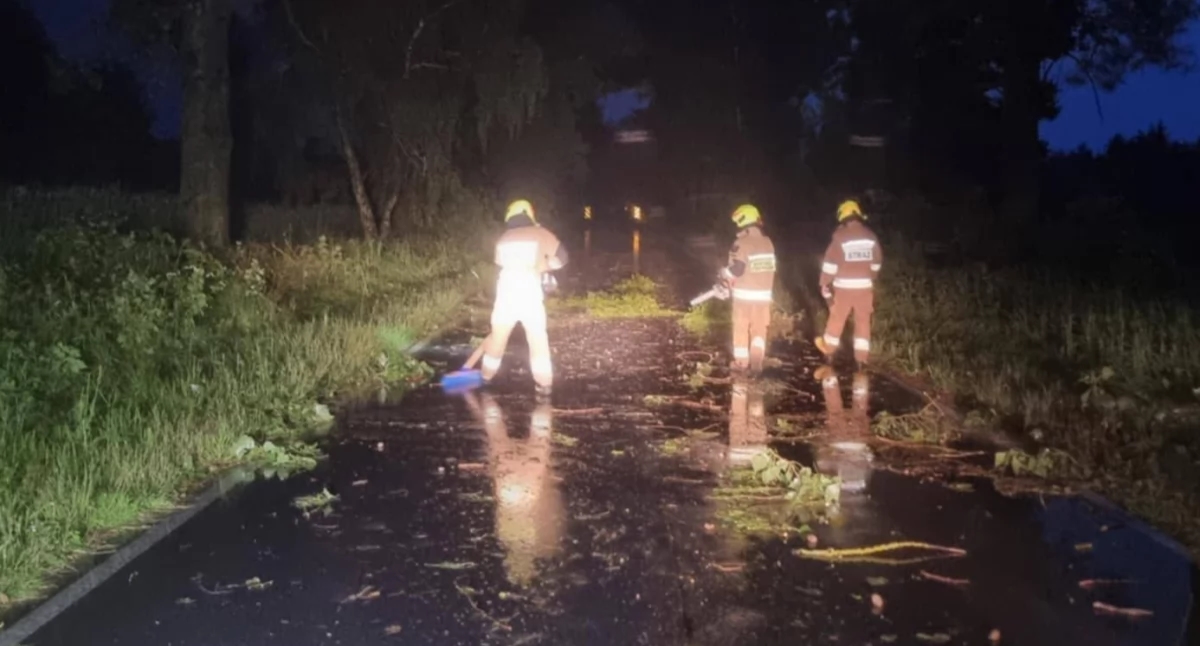 Tormenta sobre Żmigród. La destrucción es enorme.