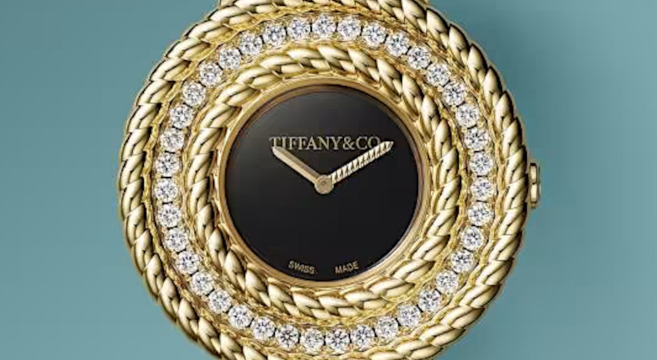 Tiffany & Co. presenta il primo orologio a energia solare. Questa fa parte della straordinaria collezione Sea of ​​Wonders
