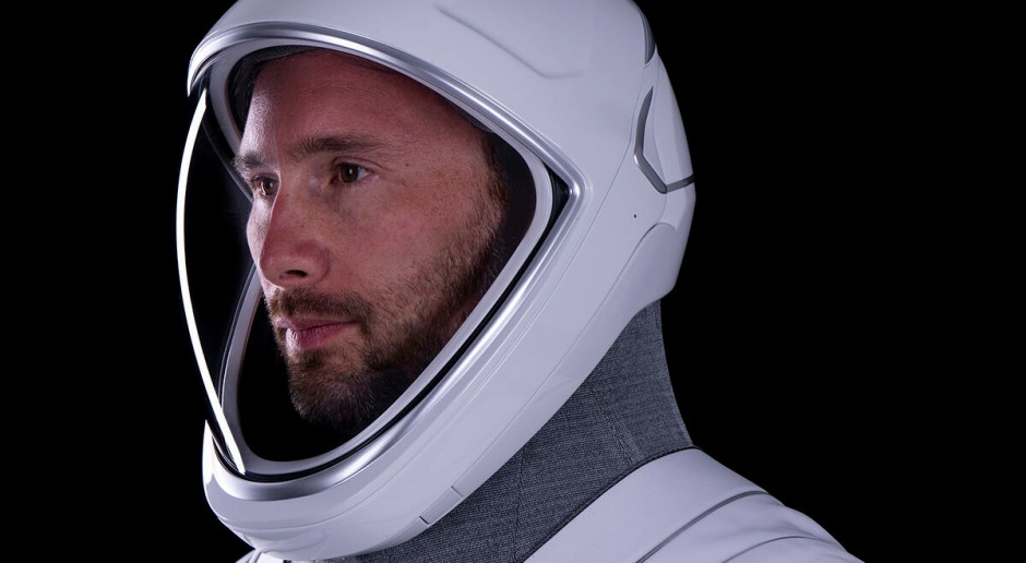 Esta foto estará nos livros didáticos. Polo se prepara para voo espacial