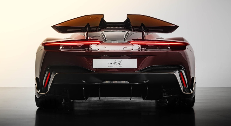 Pininfarina sluit een tijdperk met een knal af. Hier is de nieuwe en laatste Battista ooit!