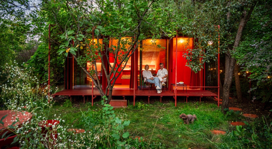 Questa è la casa con giardino più bella della Polonia. La doccia è la più interessante.
