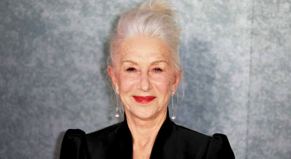 Helen Mirren lembra-se de ter mudado de nome. Seu pai teve que tomar uma decisão difícil.