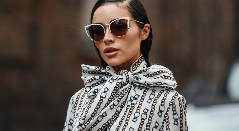 Luxe op de neus: hoe brillen het nieuwe statussymbool werden en verkooprecords breken