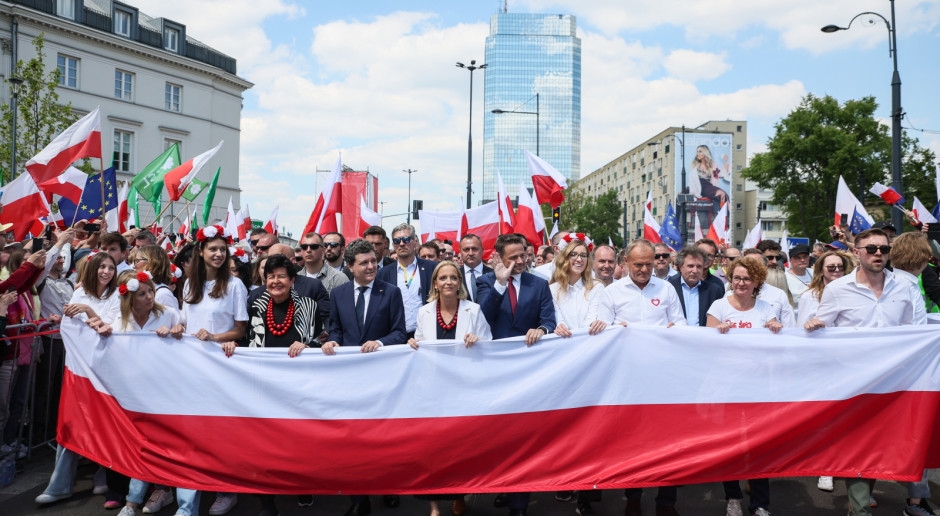 Los socios de la coalición apoyan a Rafał Trzaskowski. Donald Tusk se disculpa con los votantes