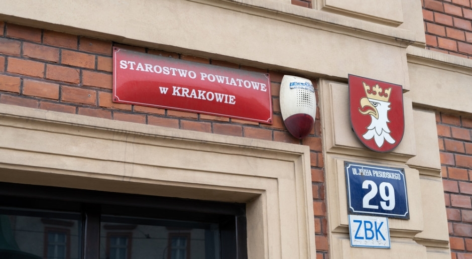 Finances are still not good. Counties miss the times before the Polish Deal