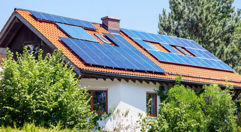 Een revolutie in de Poolse zonne-energie. Het einde van de kosten en de terugkeer van overtollige energie.