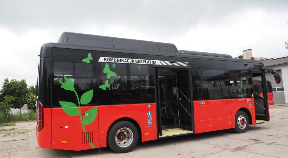 Electric buses are doing just fine. First the E9, now the E10. "This is the best recommendation for the brand."
