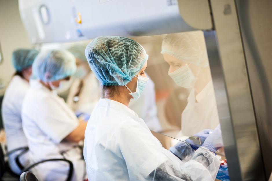 L'analisi medica non è riservata a biologi e veterinari. Non ci sono studi post-laurea per loro