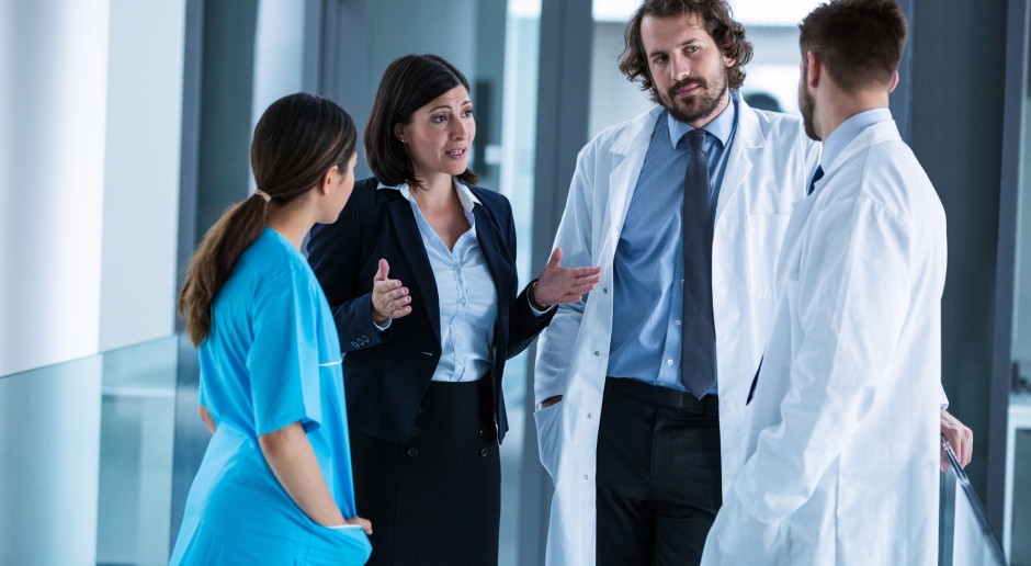 Up to PLN 26,456.16 per month. Doctors raise rates from the Ministry of Health