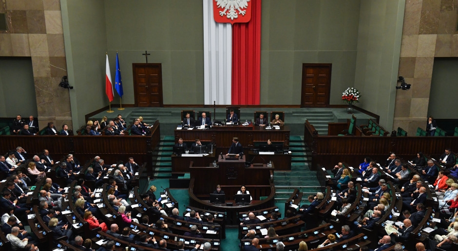 Başkan Duda yasa tasarısını veto etti, şimdi yasa tasarısı Sejm'e dilekçe olarak geri döndü