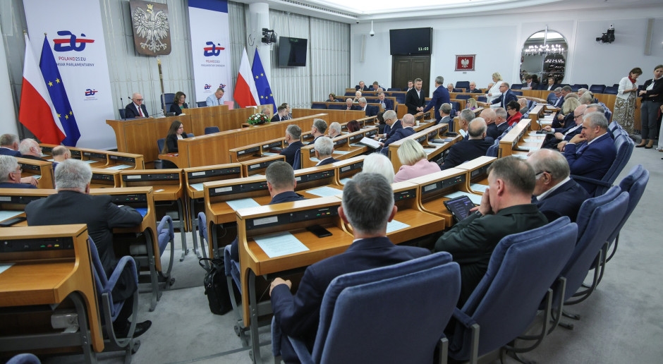Yeni yasak çok yakın. Senato oybirliğiyle destekledi. Şimdi başkanın hamlesi