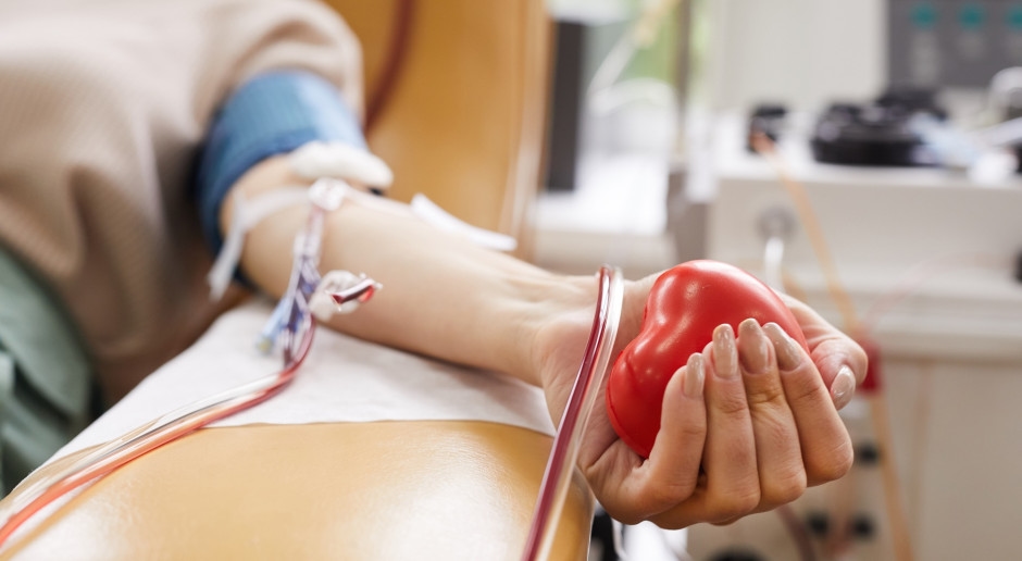 Derechos importantes para los donantes honorarios de sangre. El Defensor del Paciente recuerda las normas.