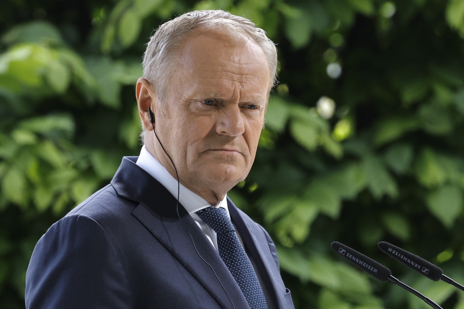 1.000 PLN al mese indipendentemente dal reddito. Il governo sta cambiando le regole
