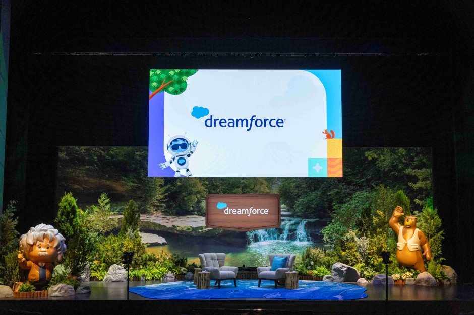 Salesforce Yapay Zeka Alanında Daha da Güçlenecek