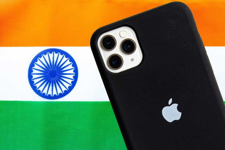 Apple trouve un moyen de contourner les droits de douane imposés par Trump, et le projet de sauvetage indien s'accélère