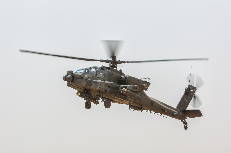 Costly military change begins. First Apaches to arrive in Poland tomorrow