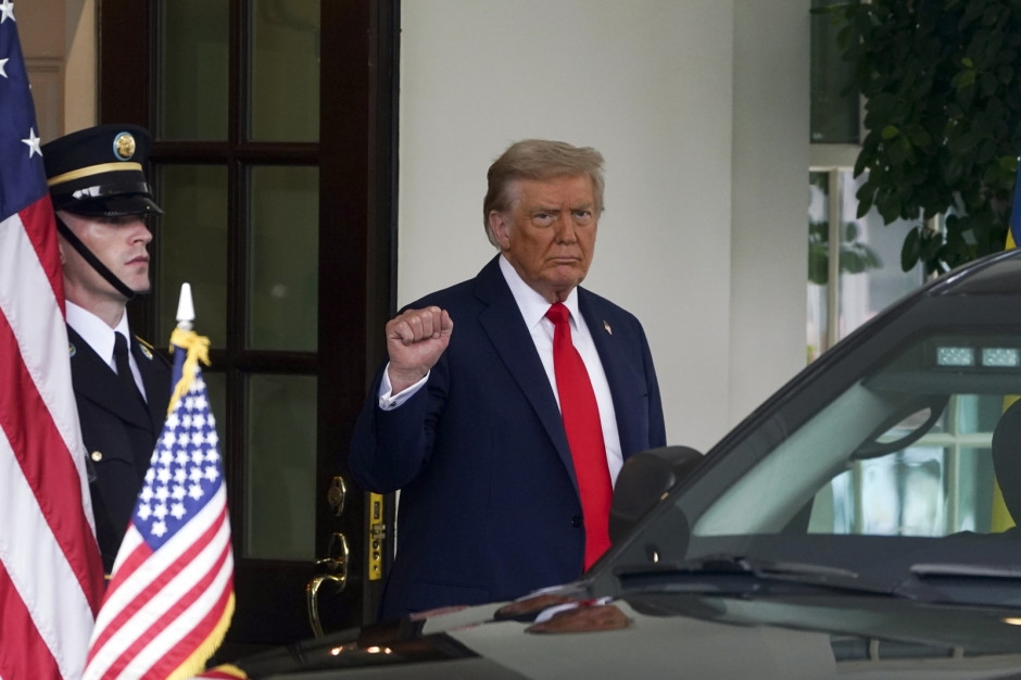 Wird die US-Regierung Intel-Aktien kaufen? Die Aktien des Technologieriesen reagierten