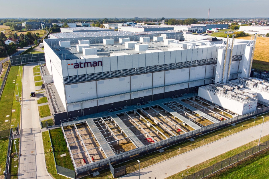 Schneider Electric powers cloud center near Warsaw