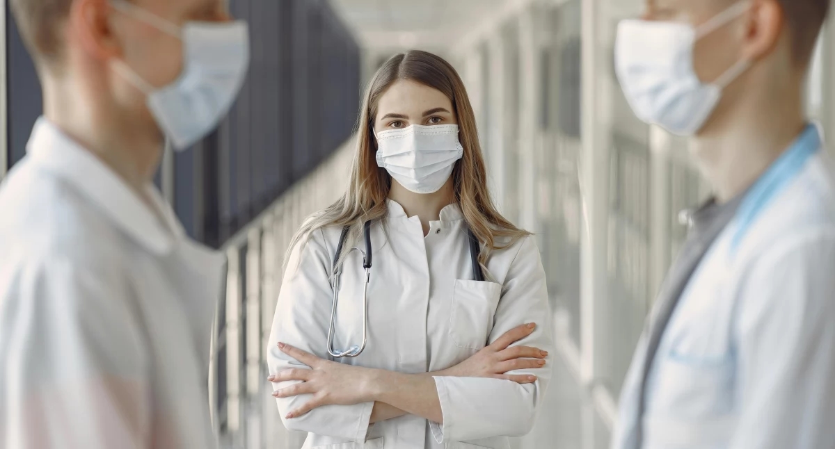 Los médicos quieren más protección. Reunión del Presidente del Consejo Médico Nacional con el Ministro de Salud