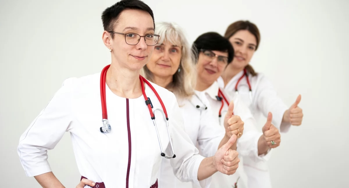 Insostituibile. Infermieri e ostetriche festeggiano – NIL desidera