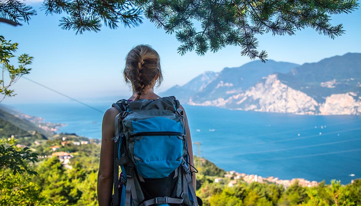 Le tourisme de plein air est en hausse, mais la moitié des Italiens renoncent à leurs vacances.