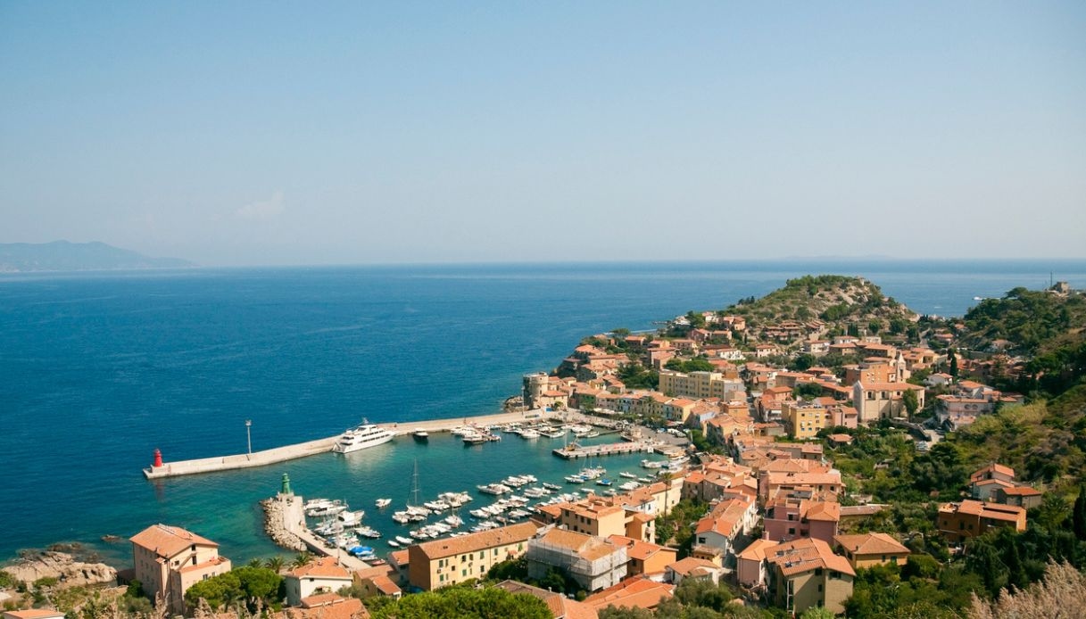 Een huis kopen aan zee in Toscane: hoeveel kost het en waar is het het beste?